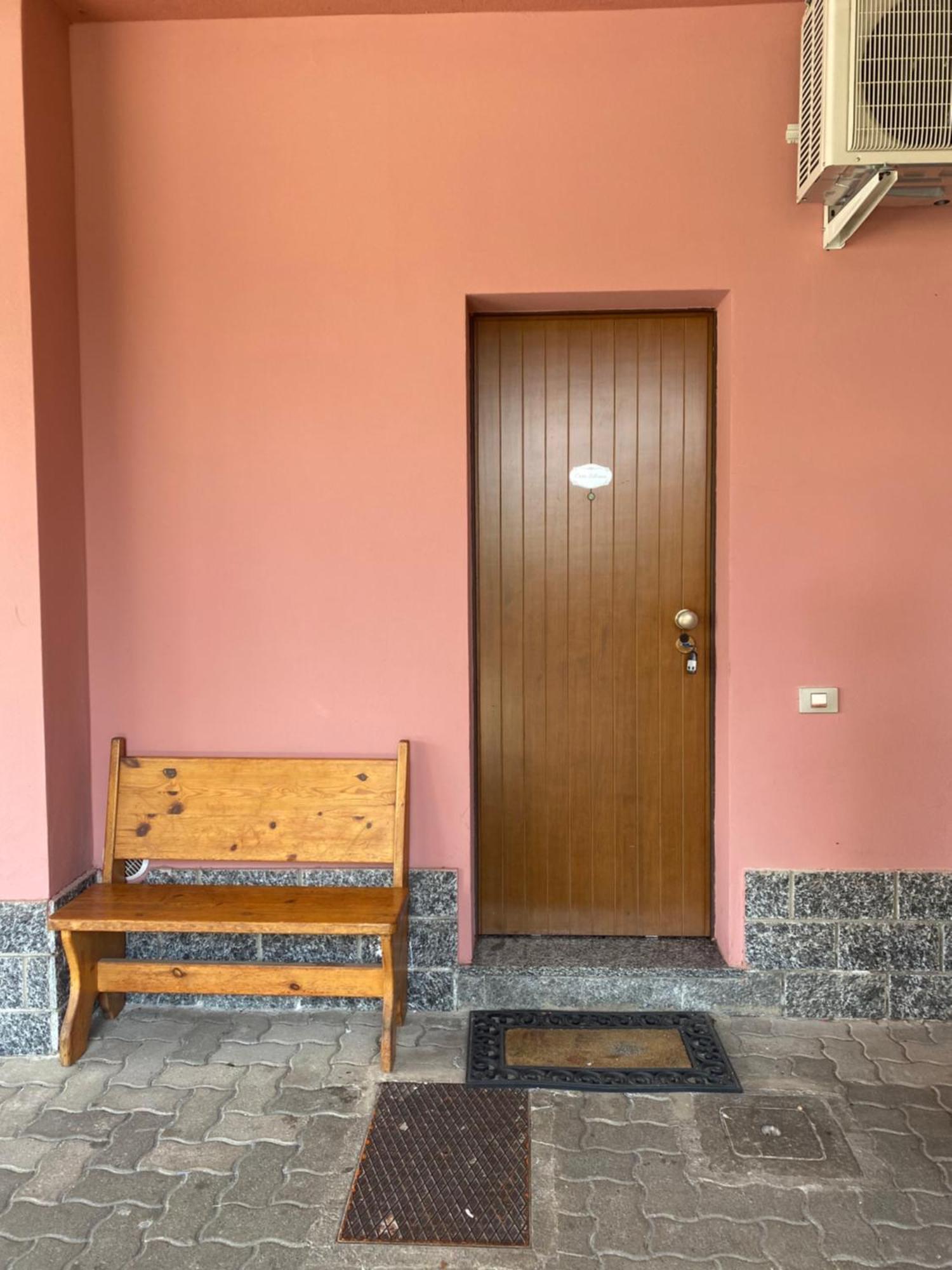 Casa Silvana Турате Экстерьер фото
